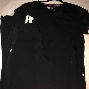 Urbane Ultimate Black Scrubs!Small Top, XS bottom